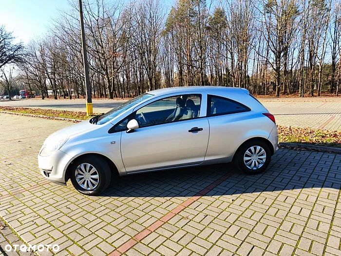 Opel Corsa - 4