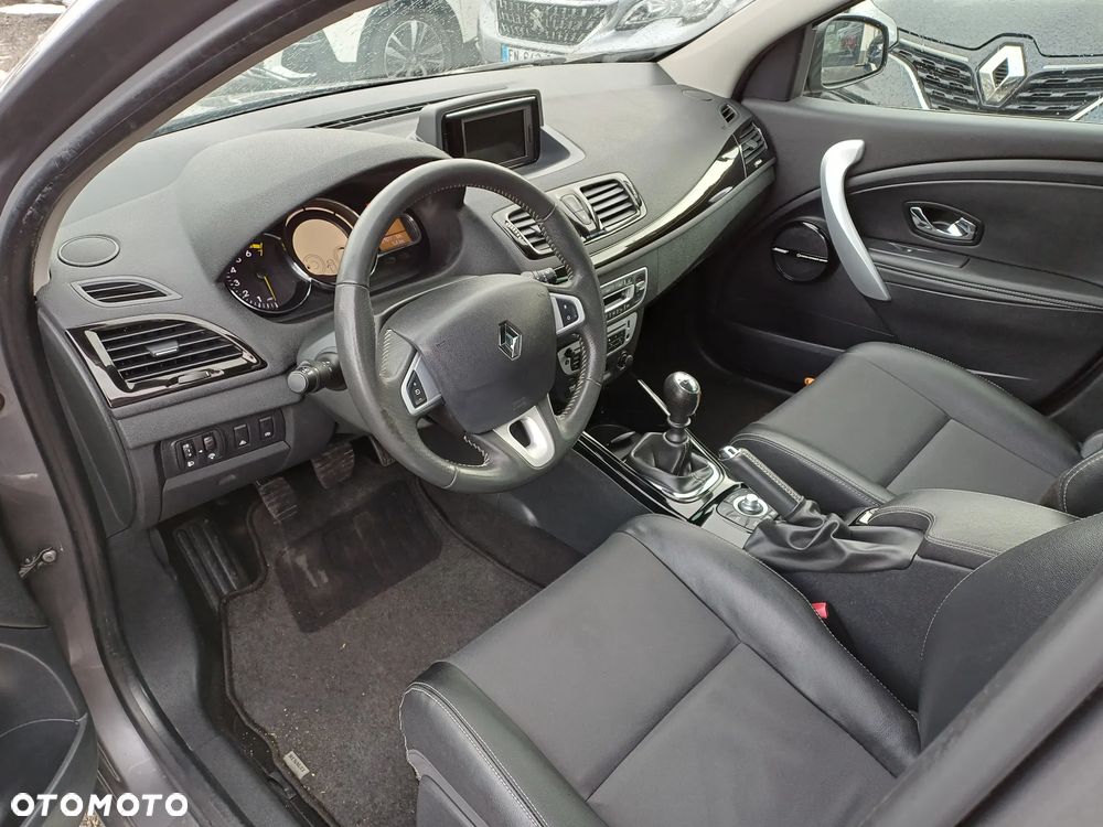 Renault Megane ENERGY TCe 115 Start & Stop Bose Edition - 13