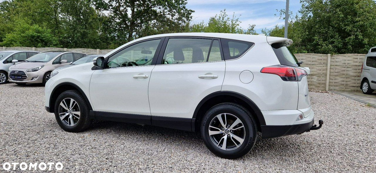 Toyota RAV4 - 5