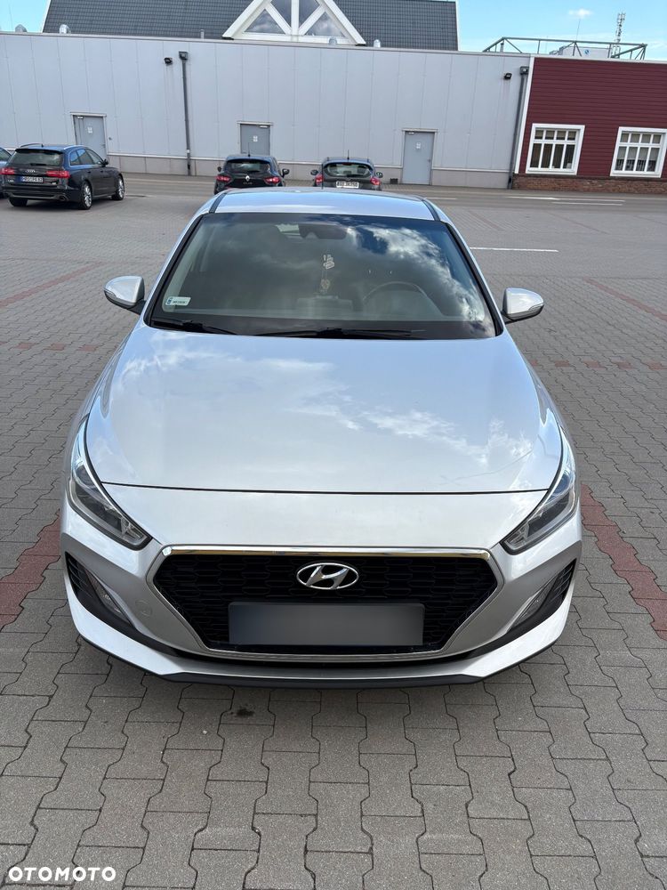 Hyundai i30 1.4 Classic + - 15