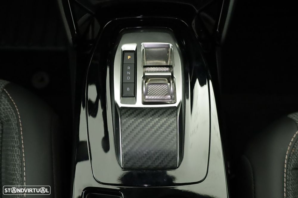 Peugeot e-2008 54 kWh Allure - 14