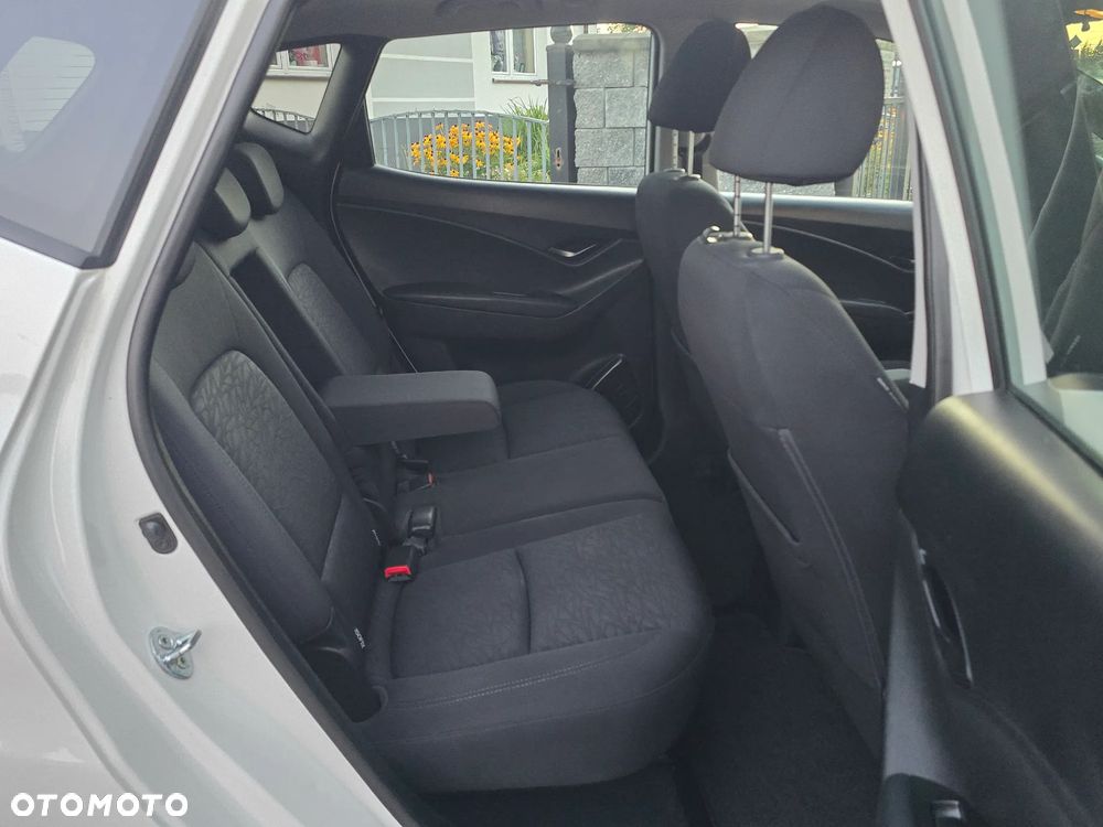 Hyundai ix20 1.4 blue Comfort - 24