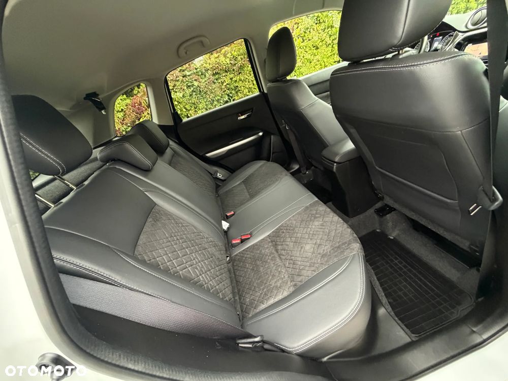 Suzuki Vitara 1.4 Boosterjet SHVS Elegance 2WD - 32