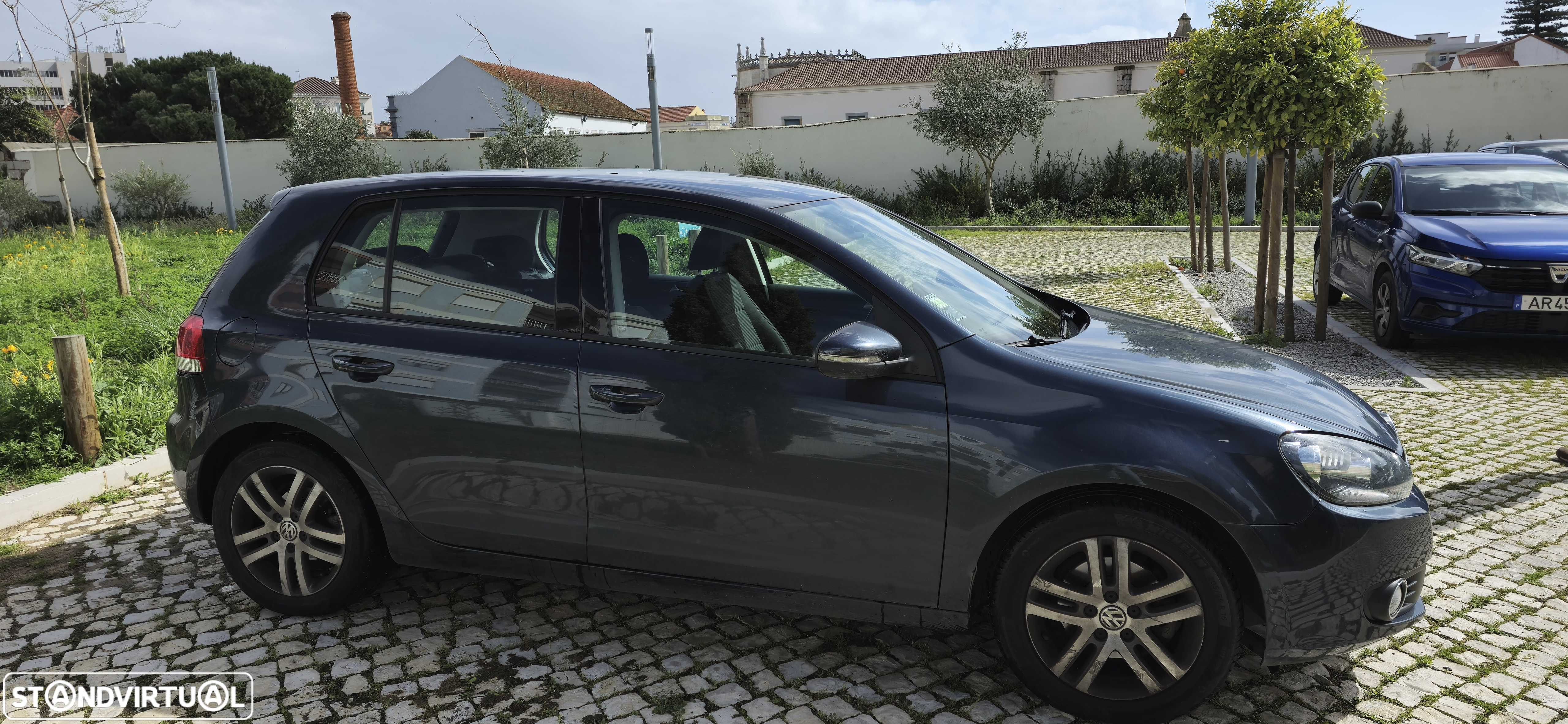VW Golf 1.6 TDi Confortline - 6