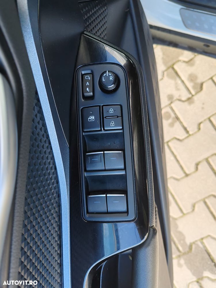 Toyota C-HR 2.0 Business-Edition - 16