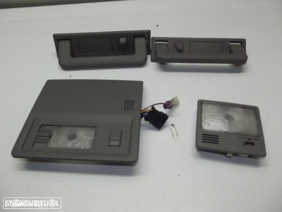 audi 80 plafoniers e pegas de mao - 1