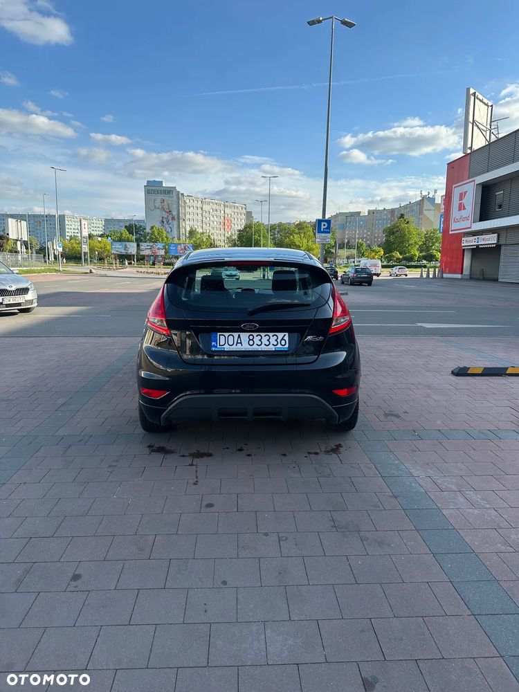 Ford Fiesta 1.4 Champions Edition - 6