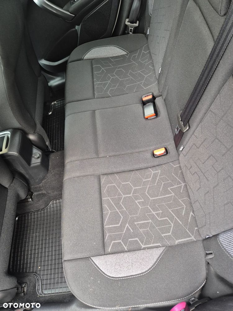 Peugeot 2008 1.2 Pure Tech Active - 5