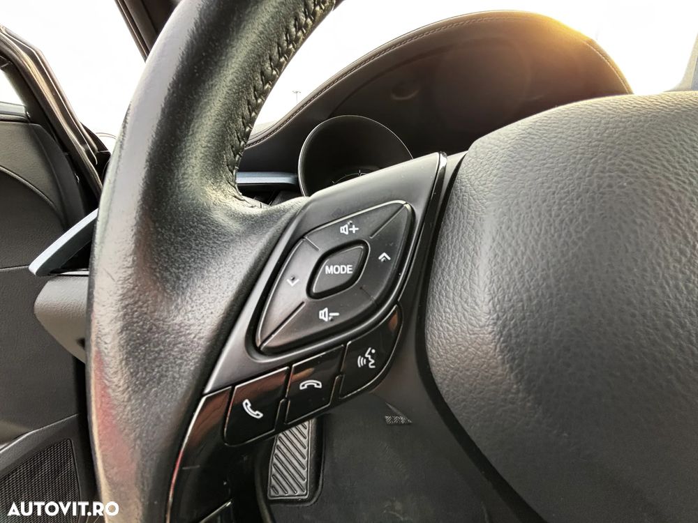 Toyota C-HR 2.0 Business-Edition - 12
