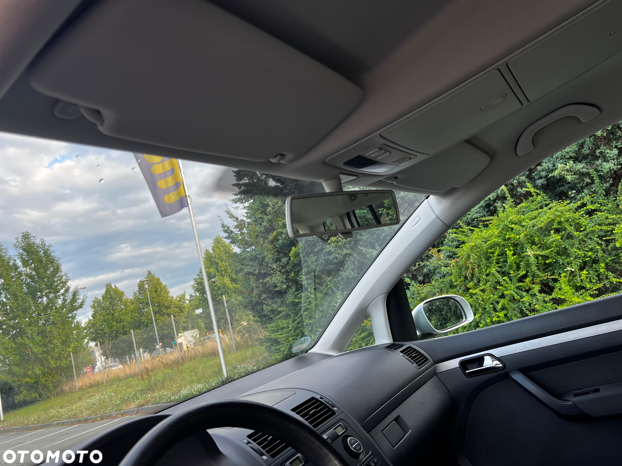 Volkswagen Touran 1.4 TSI Highline - 15