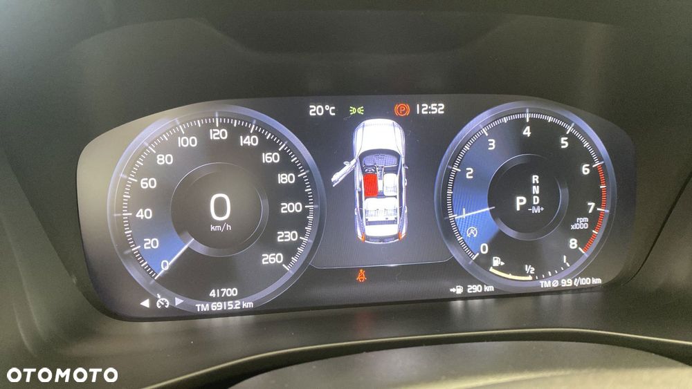 Volvo XC 40 T2 Core - 16