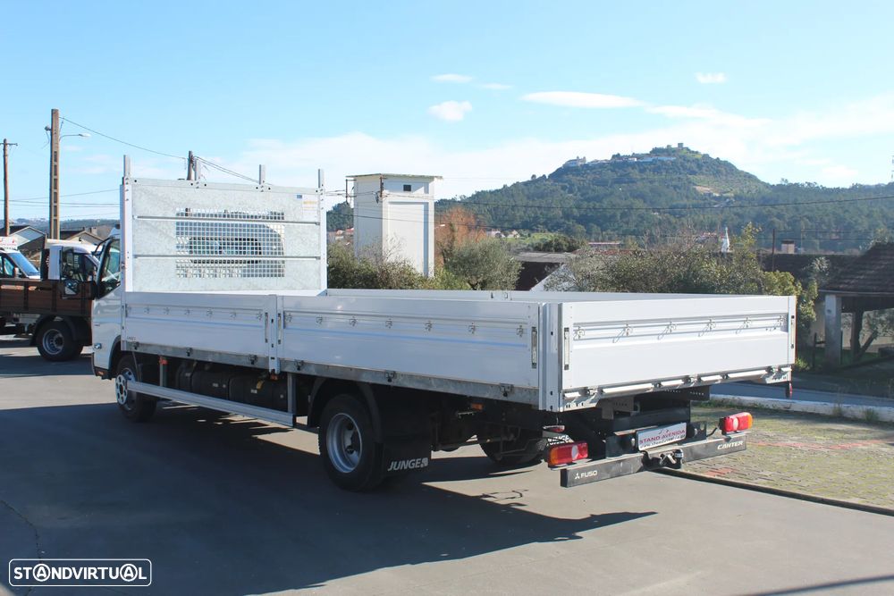 Mitsubishi FUSO CANTER 7C18 // NOVO MODELO - 6