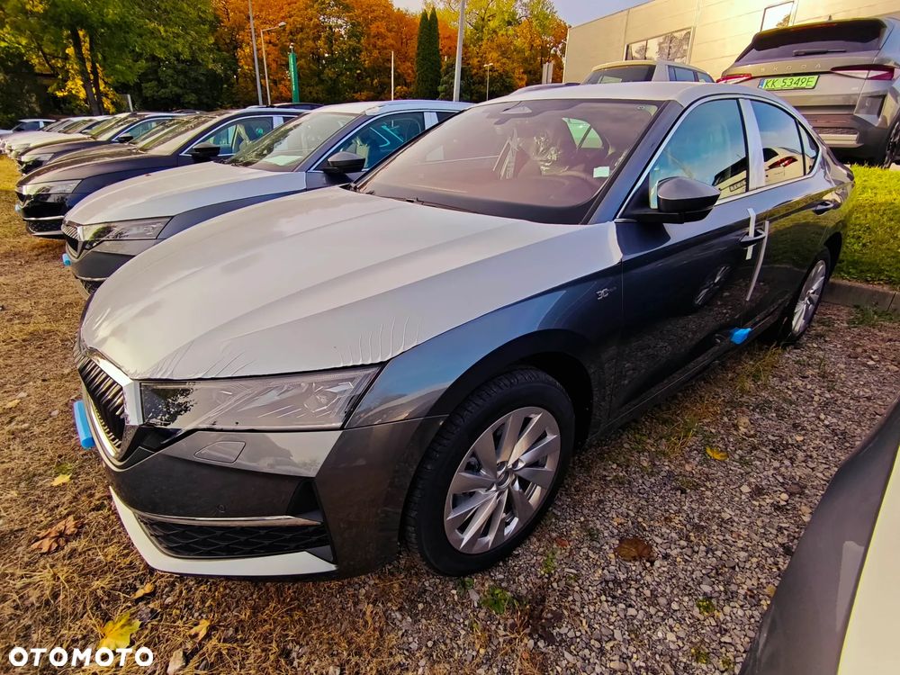 Skoda Octavia 1.5 TSI mHEV 30 Years DSG - 4