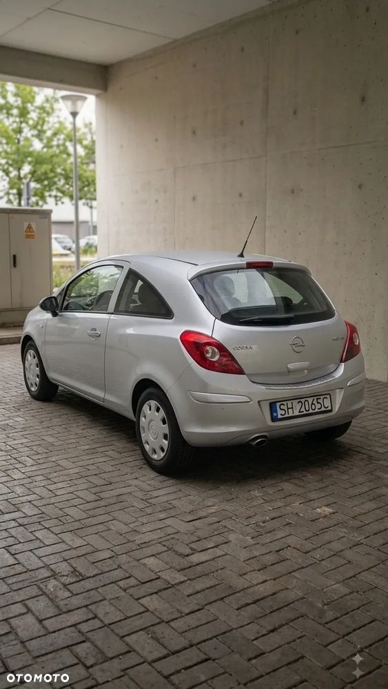 Opel Corsa - 1