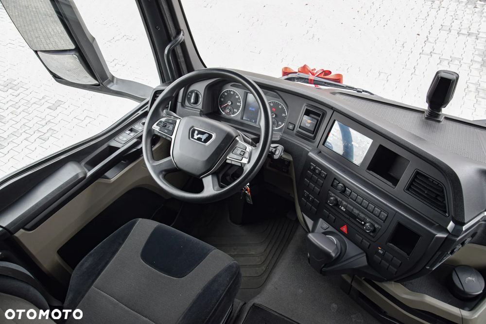 MAN TGS 18.470 / WAGA: 7.200 KG / PRZYSTAWKA PTO / EURO 6 / NOWY MODEL / TEMPOMAT / NAWIGACJA / 2 ZBIORNIKI PALIWA / NISKI PRZEBIEG / SERWISOWANY / SPROWADZONY - 23