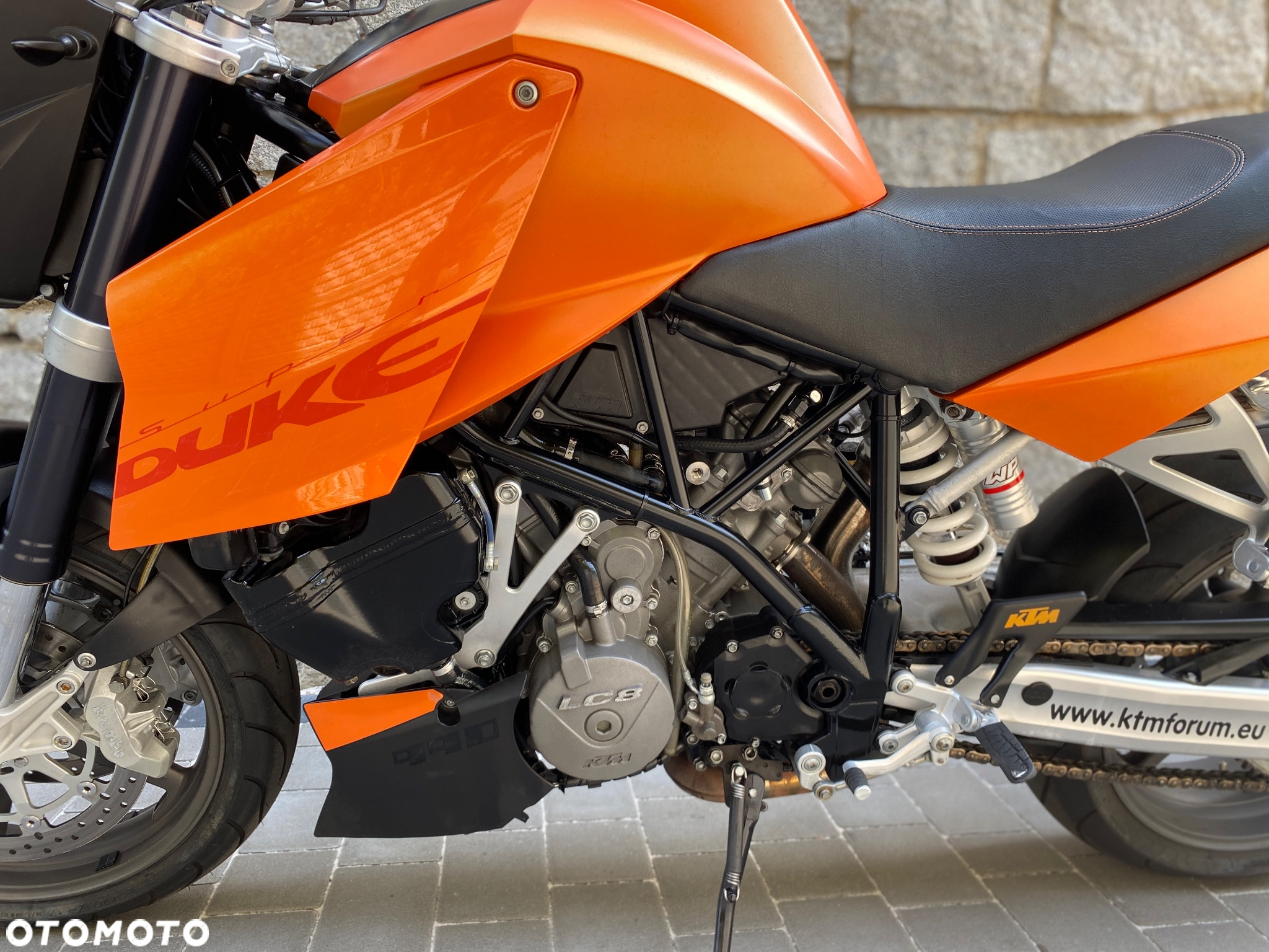 KTM Super Duke - 16