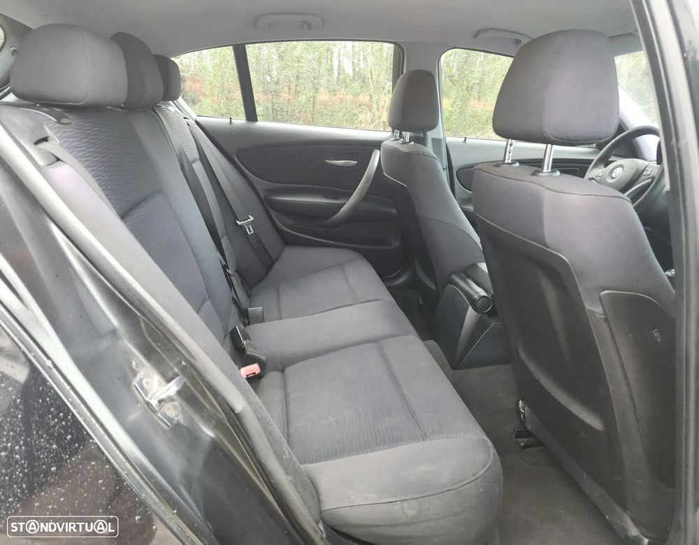 BMW 118 d DPF Edition Sport - 12