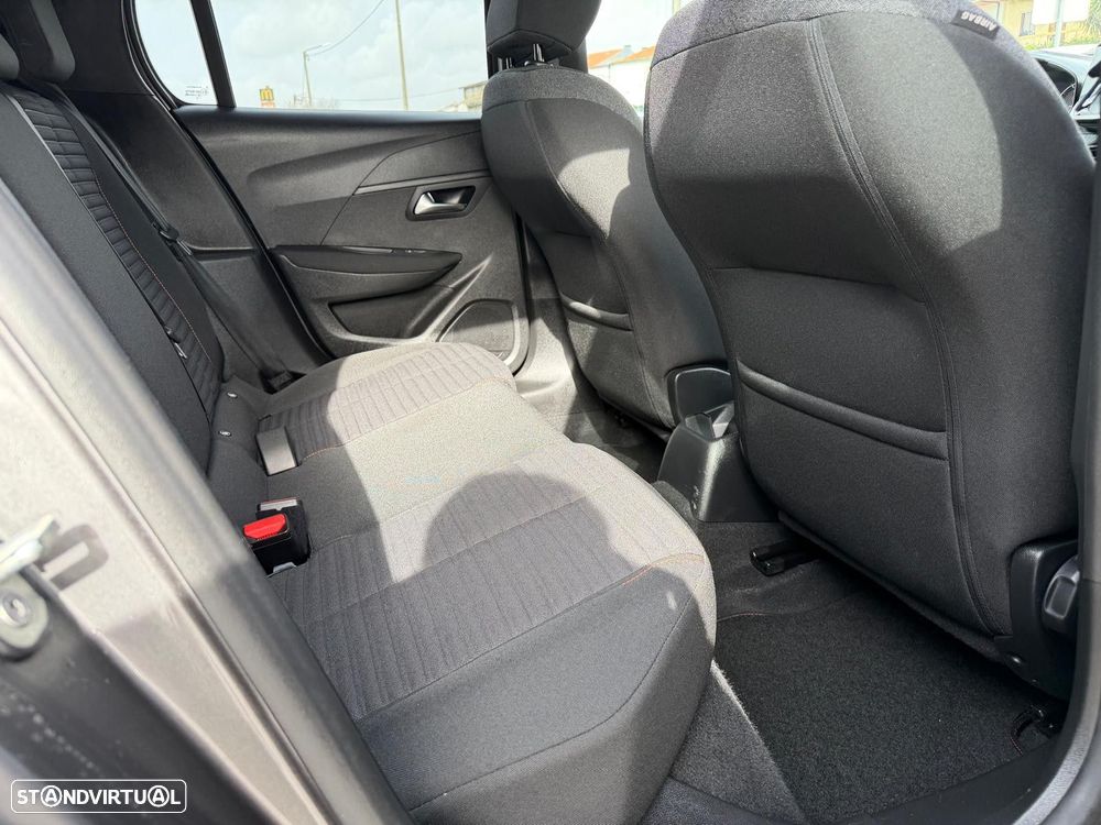 Peugeot 208 1.2 PureTech Allure - 14