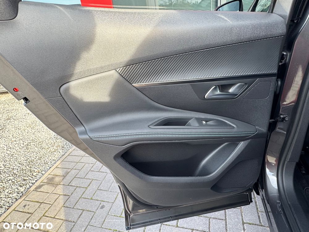 Peugeot 3008 PureTech 130 Stop & Start Allure - 37