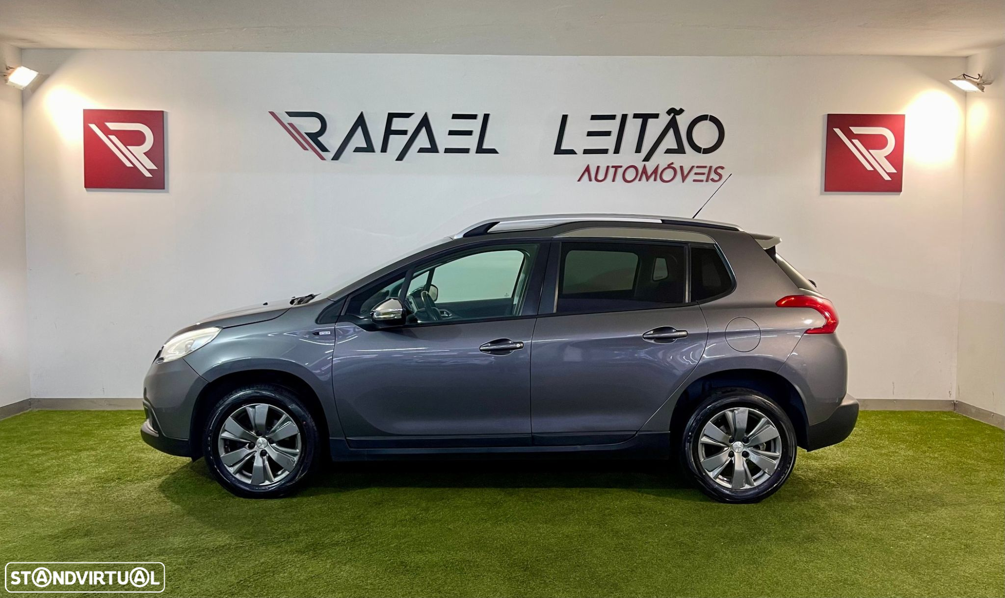 Peugeot 2008 1.6 BlueHDi Style - 9