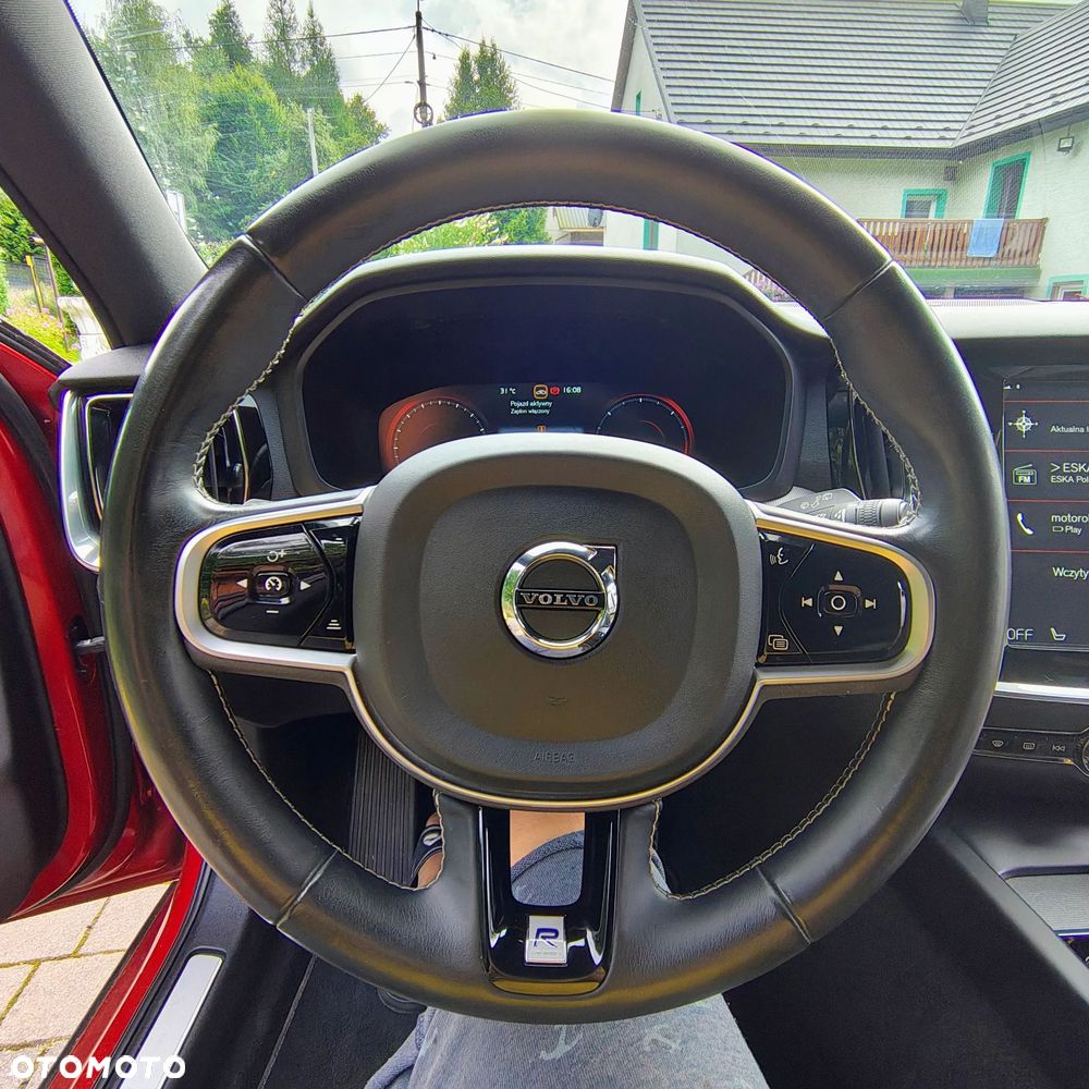Volvo V60 D4 Geartronic R-Design - 3