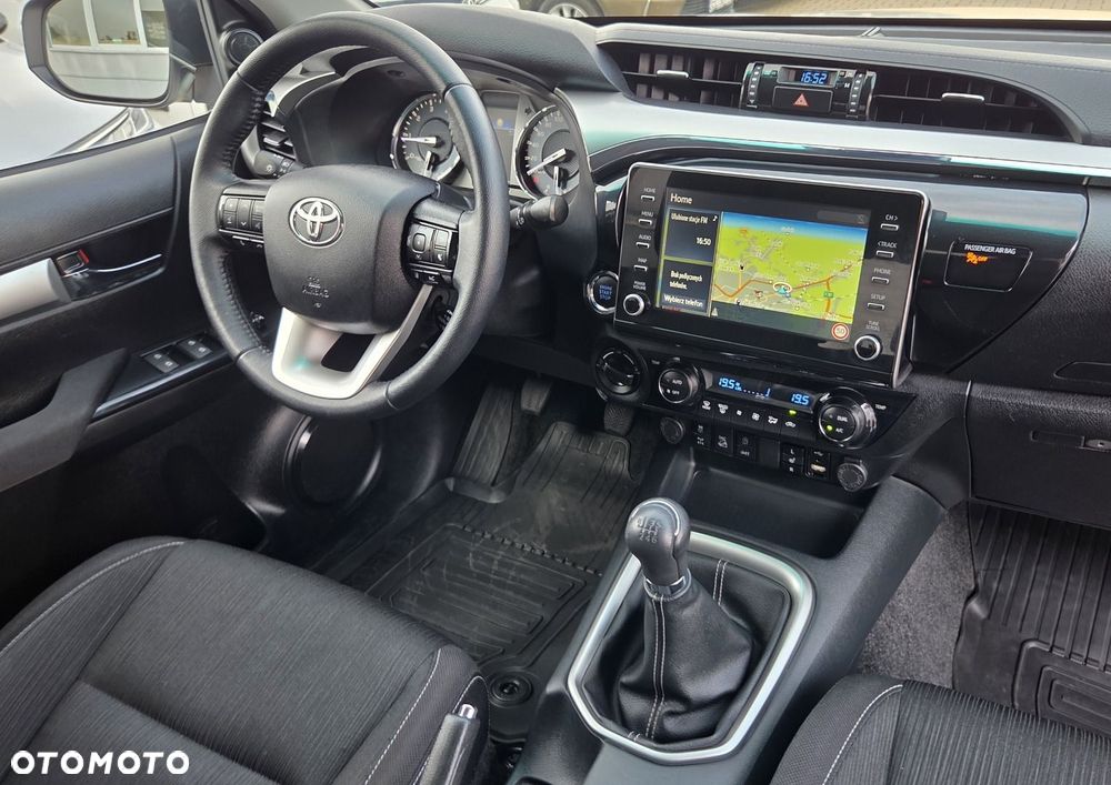 Toyota Hilux 2.8 D-4D Double Cab SR5 4x4 - 22
