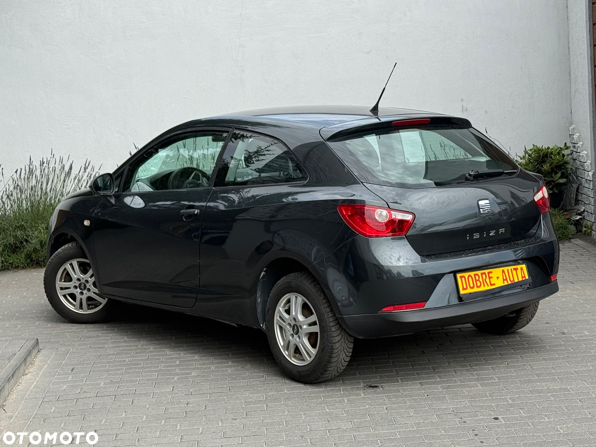Seat Ibiza SC 1.2 Reference - 4