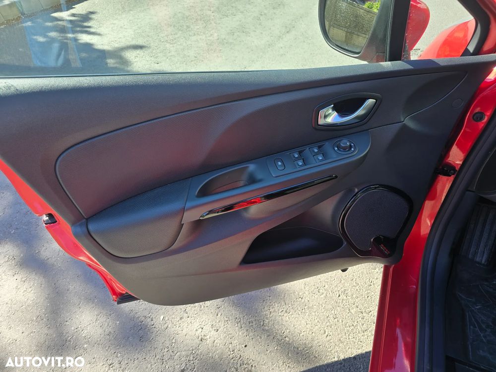 Renault Clio 1.2 TCe EDC Intens - 15