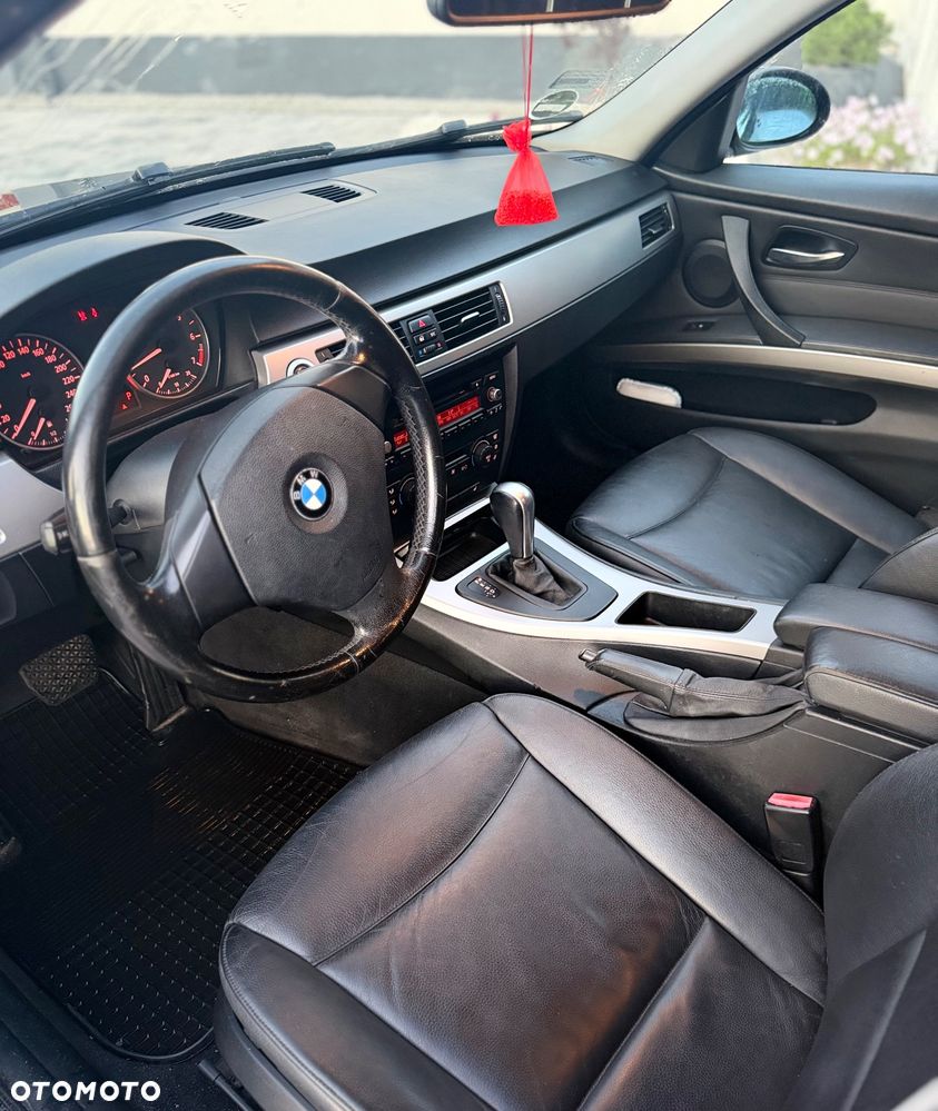 BMW Seria 3 - 12