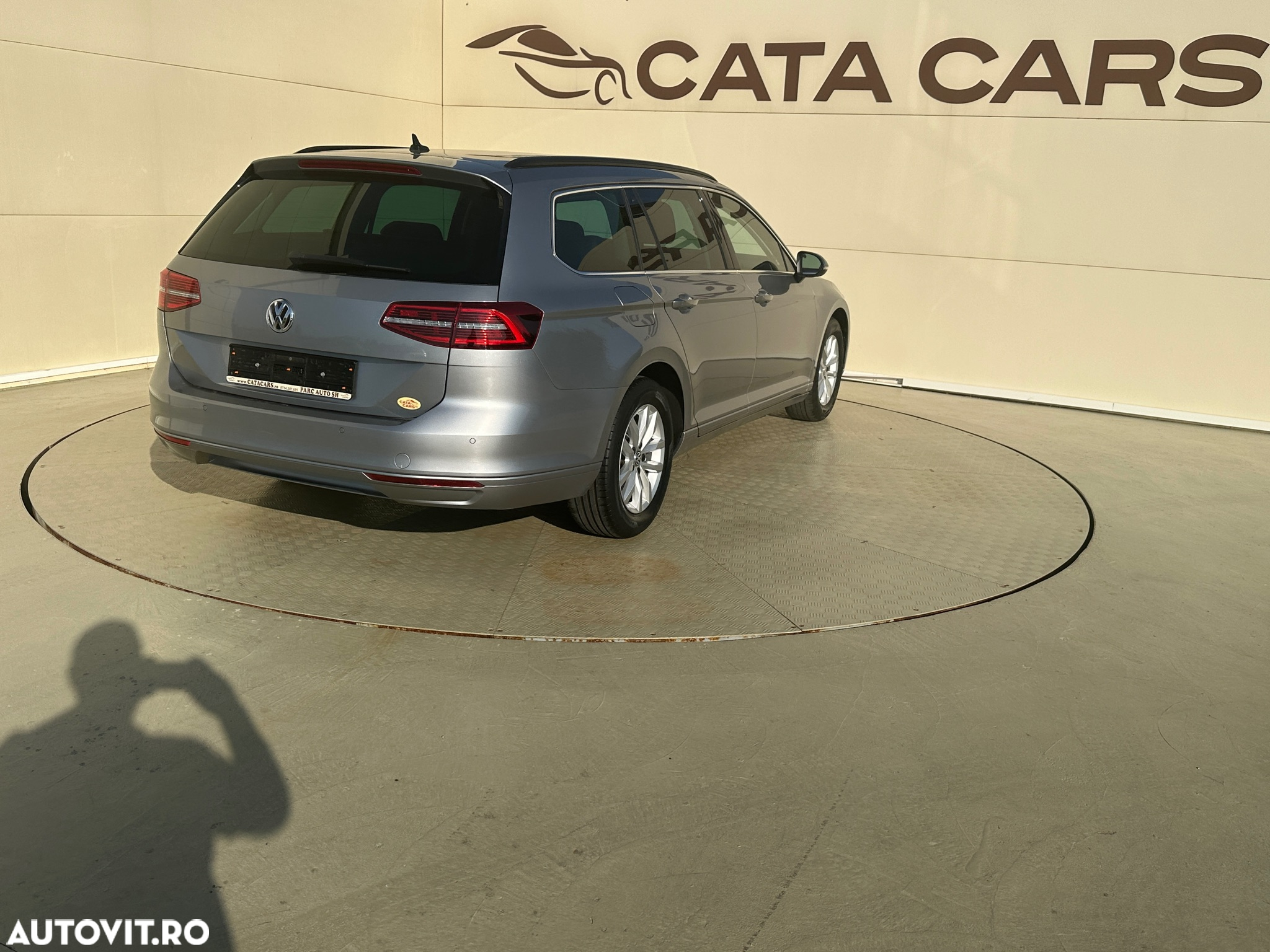 Volkswagen Passat Variant 2.0 TDI DSG (BlueMotion Technology) Comfortline - 12