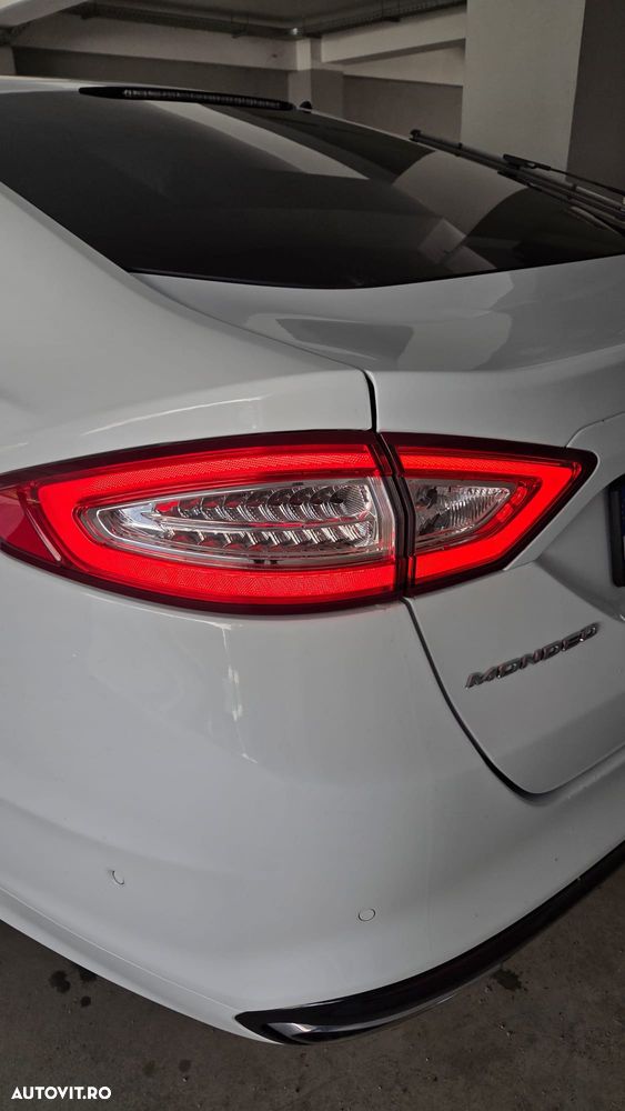 Ford Mondeo 2.0 TDCI PowerShift AWD Titanium - 12