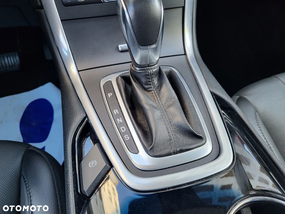 Ford Edge - 19