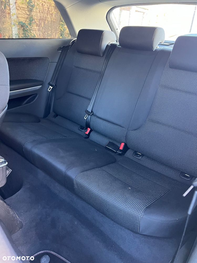 Audi A3 3-drzwiowe 1.6 Ambition - 12