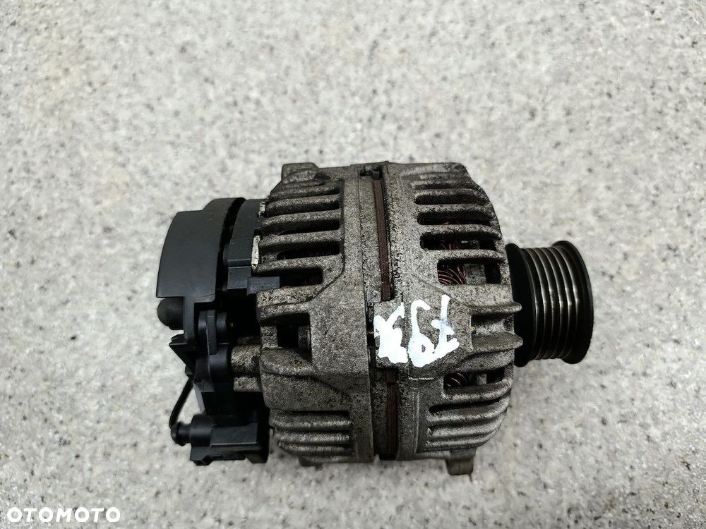ALTERNATOR VW BORA 028903028D 0124325003  BOSCH 1.4 16V - 2