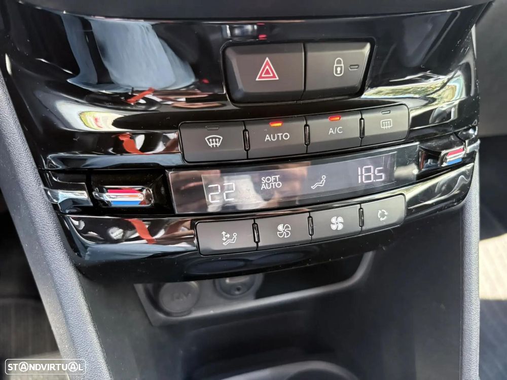 Peugeot 2008 1.6 e-HDi Allure - 48