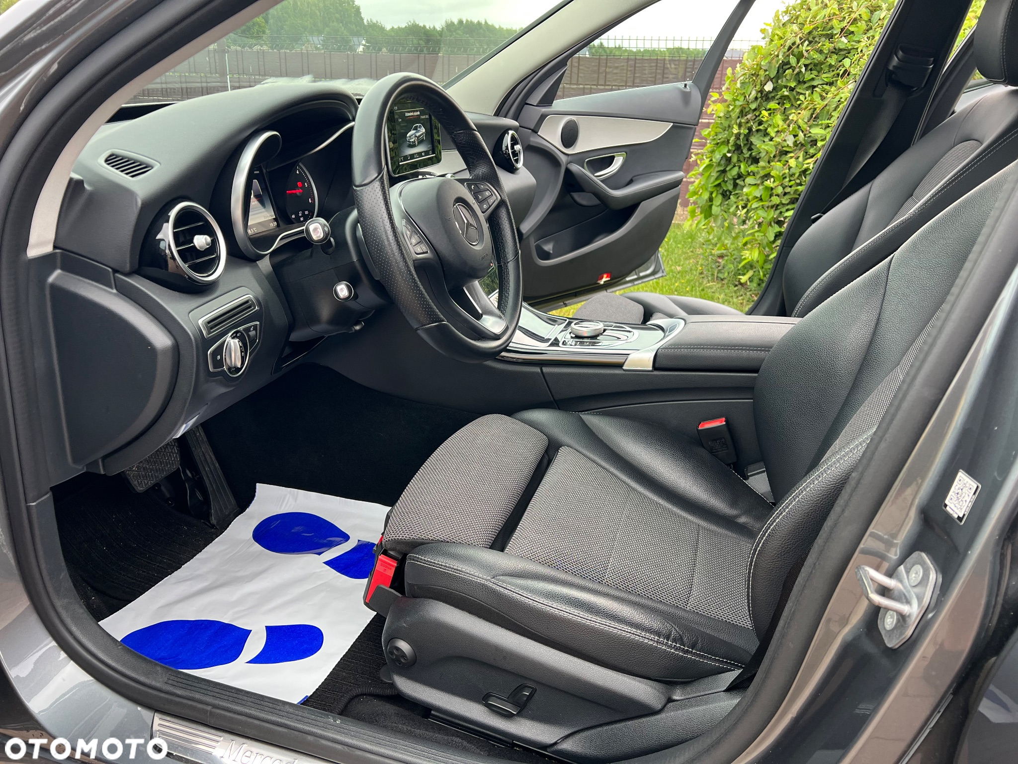 Mercedes-Benz Klasa C 180 (BlueTEC) d 7G-TRONIC Avantgarde - 21