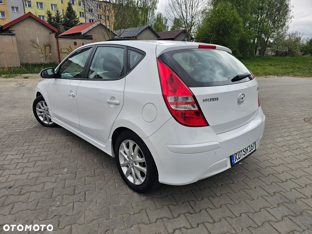 Hyundai i30 1.4 White Edition - 4