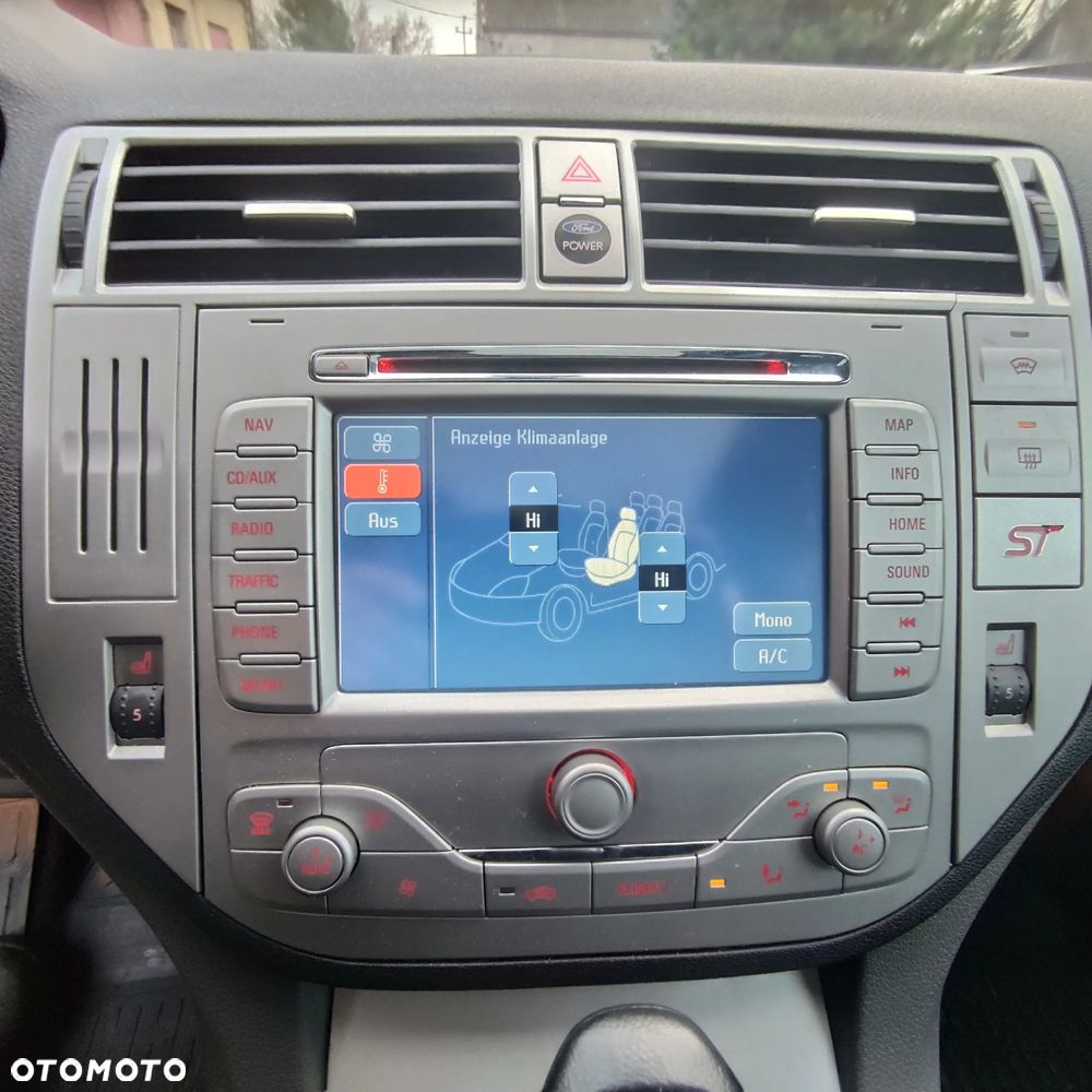 Ford Kuga 2.5 4x4 Titanium - 30