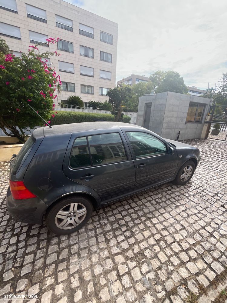 VW Golf - 12