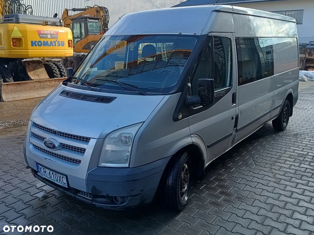 Ford Transit - 1