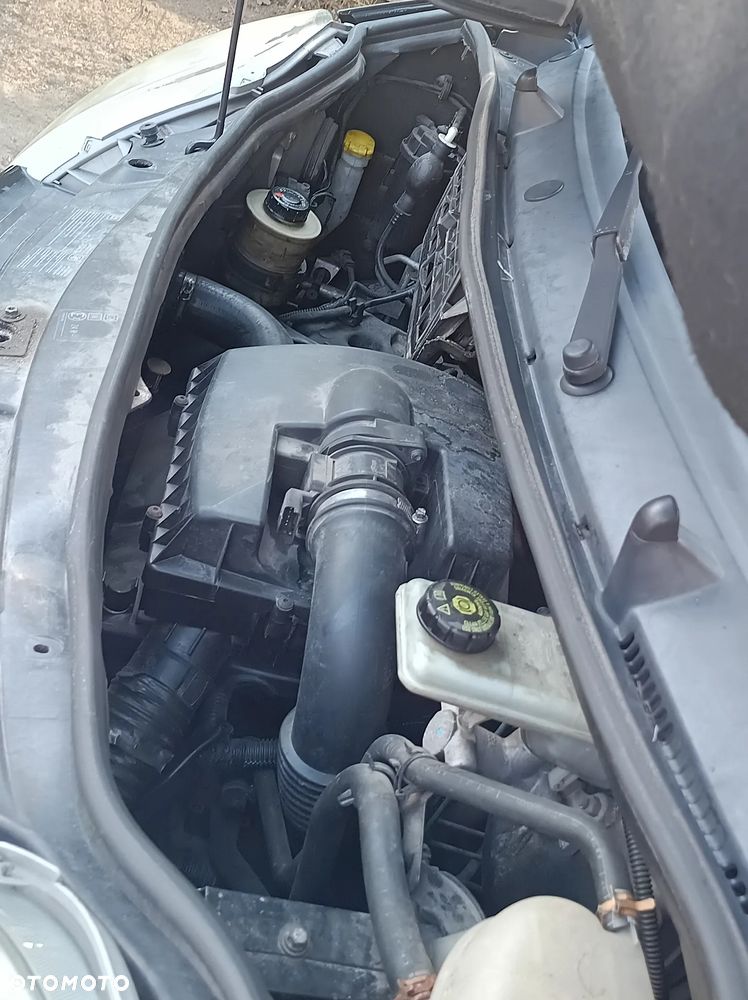 Nissan Primastar L1H1 (8-Si.) Avantour - 12