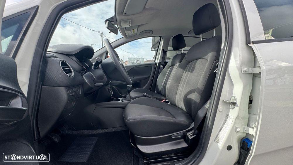 Fiat Punto 1.3 M-Jet Easy S&S - 9