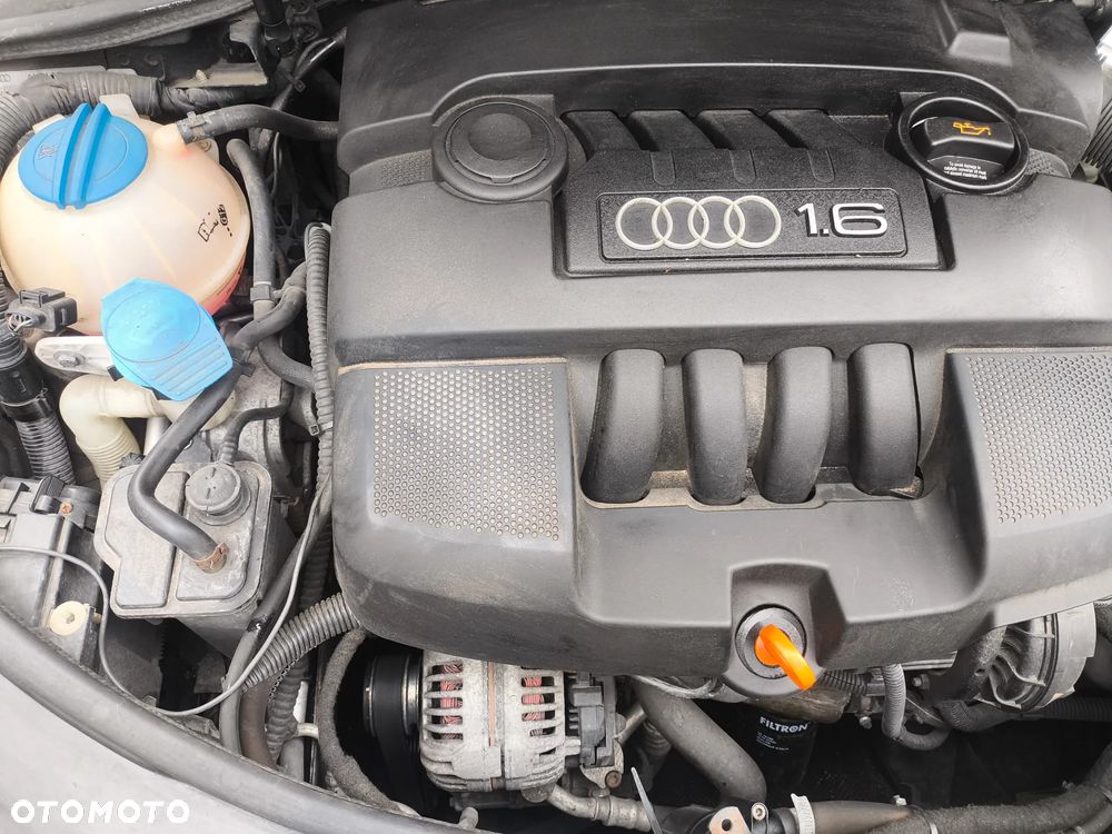 Audi A3 3-drzwiowe 1.6 Ambiente - 27