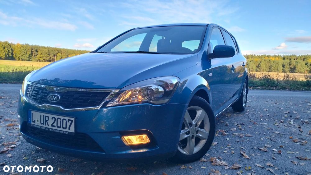 Kia Ceed - 6