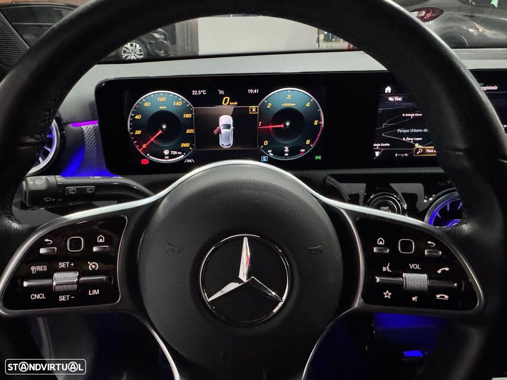 Mercedes-Benz A 180 d Style Plus - 27