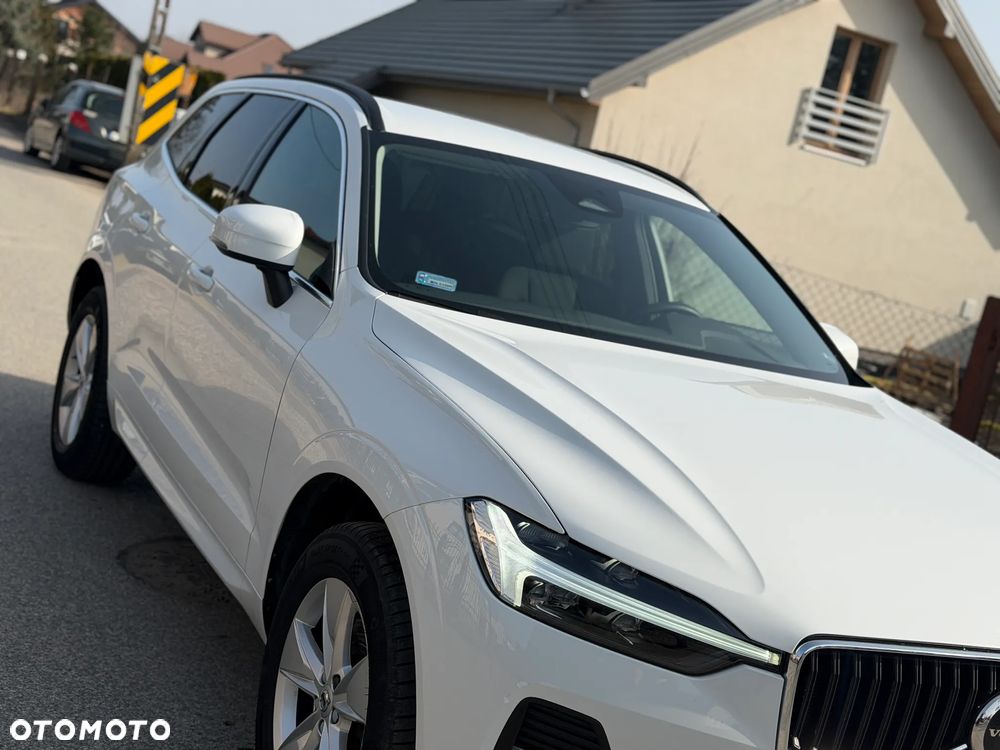 Volvo XC 60 B4 B Momentum Pro - 38