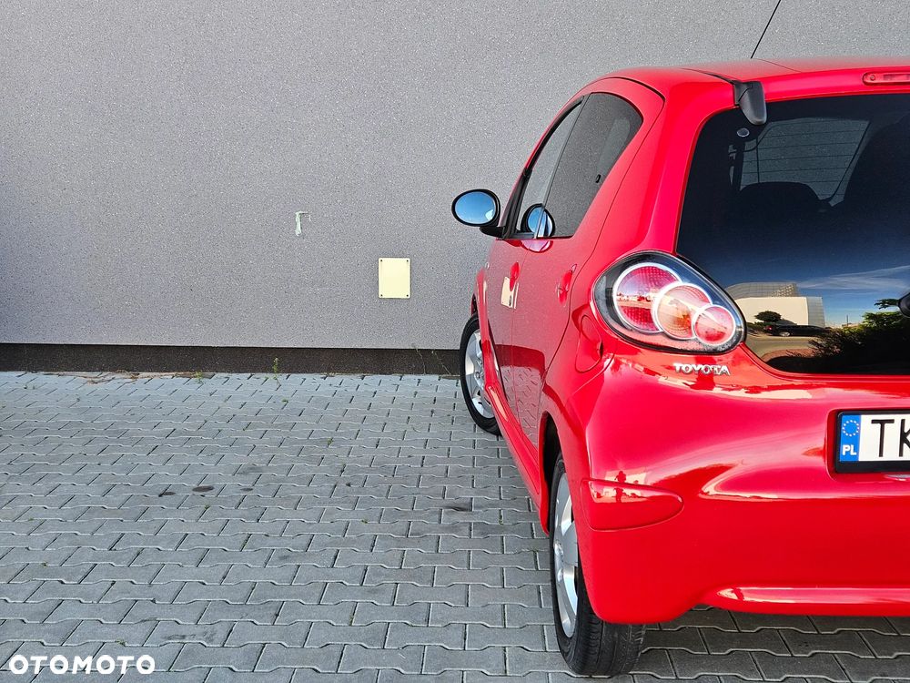 Toyota Aygo 1.0 VVT-i Luna EU5 - 19