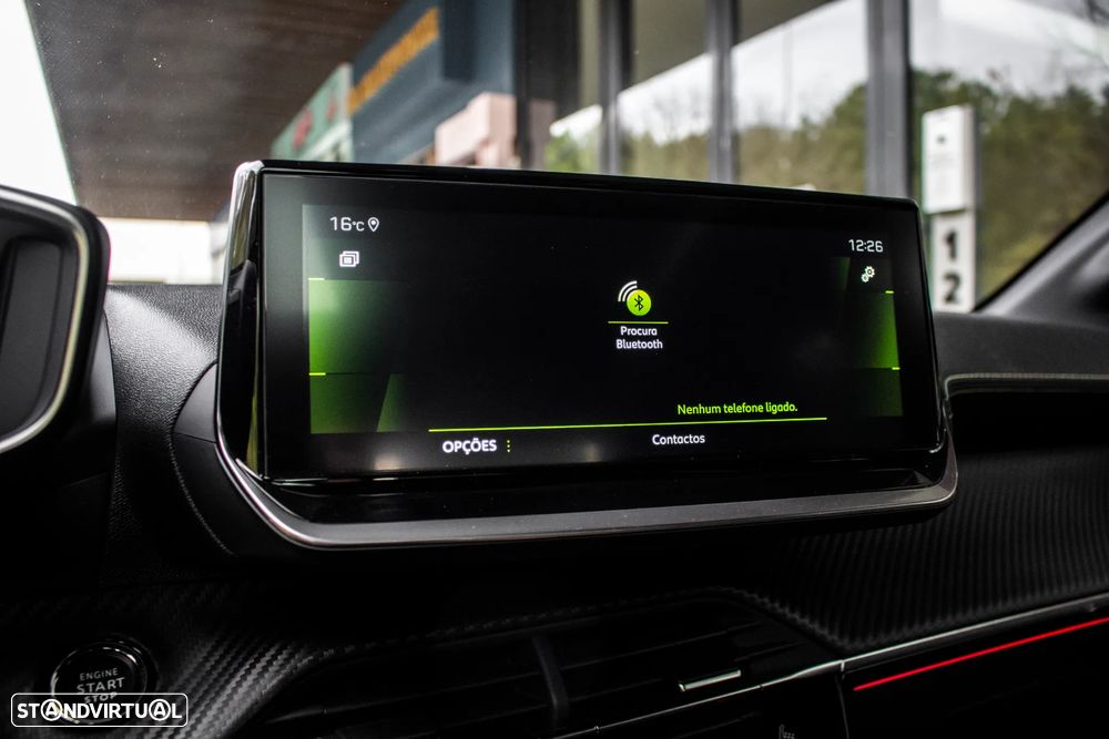 Peugeot 208 1.2 PureTech GT - 42