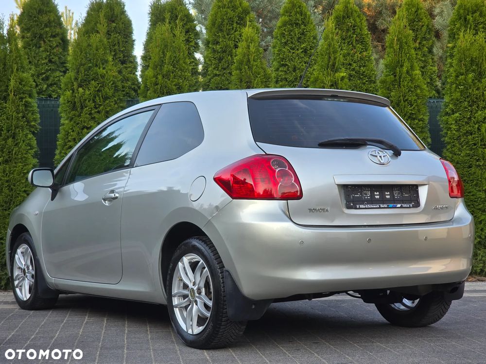 Toyota Auris - 9
