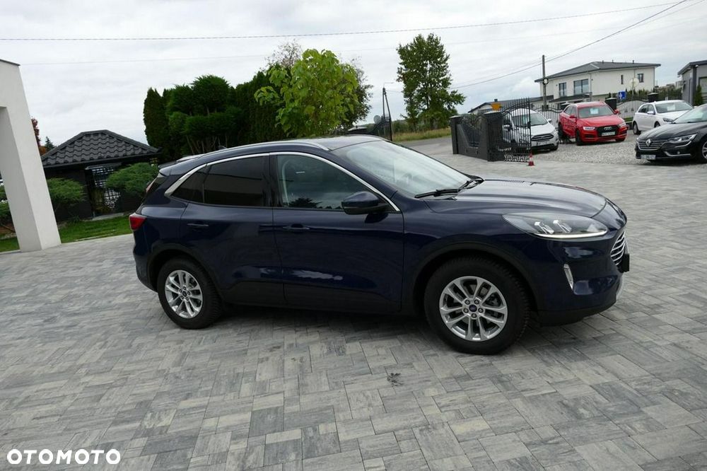 Ford Kuga 2.0 EcoBlue Hybrid TITANIUM X - 17